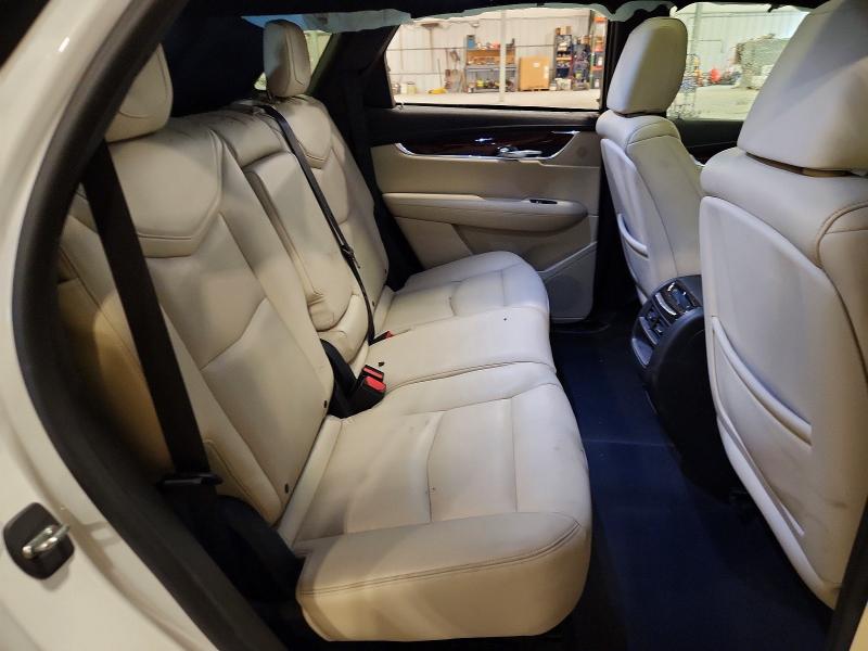 63694096 :رقم المزاد ، 1GYKNERS9HZ130744 vin ، 2017 Cadillac Xt5 مزاد بيع