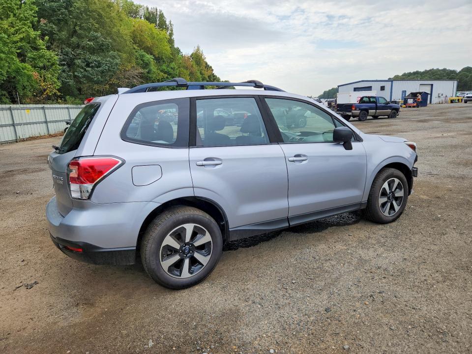 65690086 :رقم المزاد ، JF2SJABC3HH549175 vin ، 2017 Subaru Forester مزاد بيع