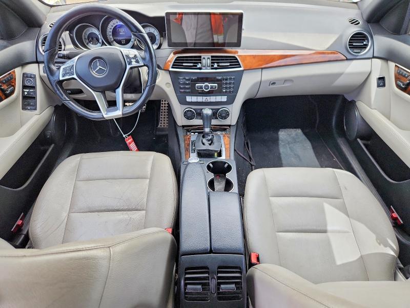 2013 Mercedes-benz C მანქანა იყიდება აუქციონზე, vin: WDDGF8AB8DA780993, აუქციონის ნომერი: 66972976