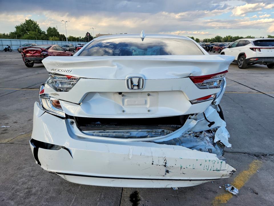 Продаж на аукціоні авто 2018 Honda Accord, vin: 1HGCV1F1XJA246300, номер лоту: 65877726