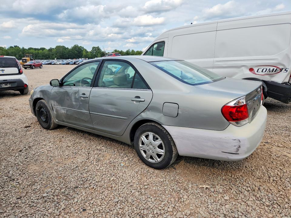 64794786 :رقم المزاد ، 4T1BE32K65U525845 vin ، 2005 Toyota Camry مزاد بيع