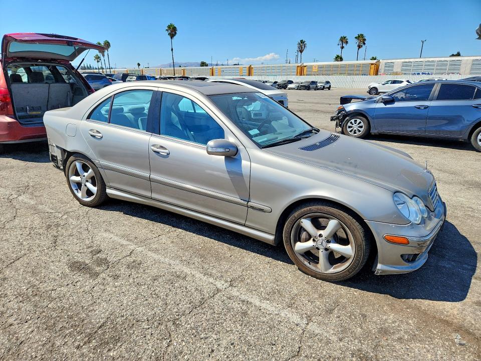 2006 Mercedes-benz C მანქანა იყიდება აუქციონზე, vin: WDBRF52H06A836303, აუქციონის ნომერი: 66382546