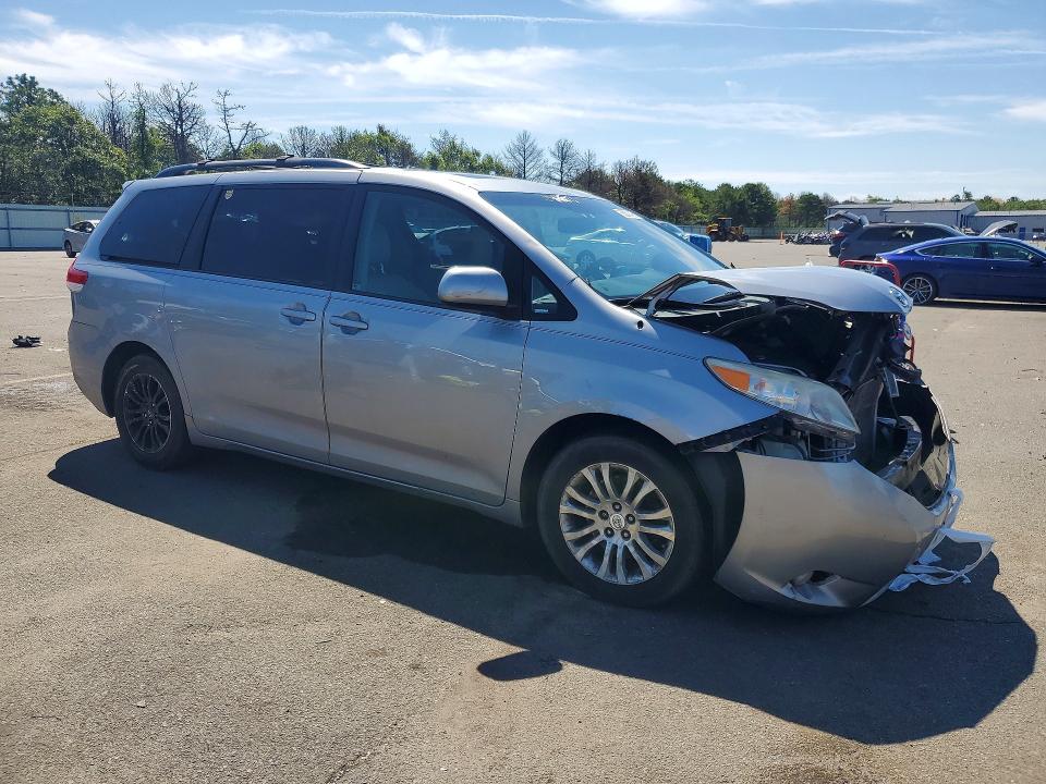 2013 Toyota Sienna მანქანა იყიდება აუქციონზე, vin: 5TDYK3DC7DS309177, აუქციონის ნომერი: 63607456