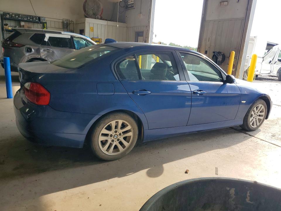 Продажа на аукционе авто 2007 Bmw 328, vin: WBAVA33527PG53605, номер лота: 65658796