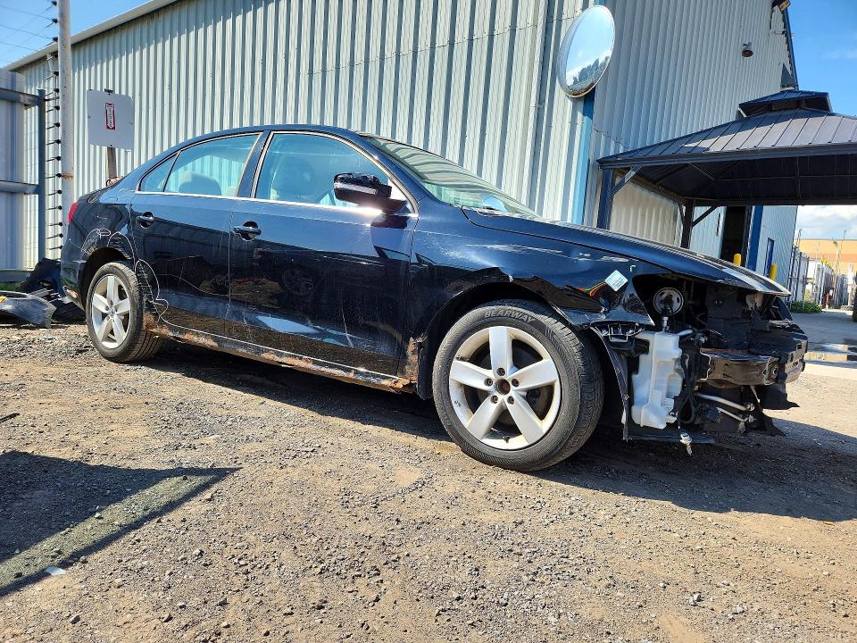 2011 Volkswagen Jetta მანქანა იყიდება აუქციონზე, vin: 3VWLX7AJ9BM112348, აუქციონის ნომერი: 66117226