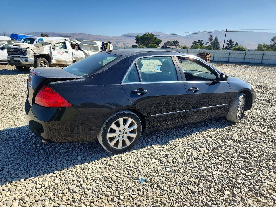 63873616 :رقم المزاد ، 1HGCM66537A037234 vin ، 2007 Honda Accord مزاد بيع