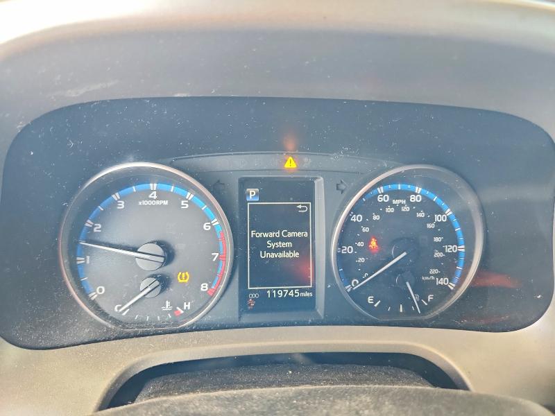 67058496 :رقم المزاد ، 2T3ZFREV9JW501318 vin ، 2018 Toyota Rav4 مزاد بيع