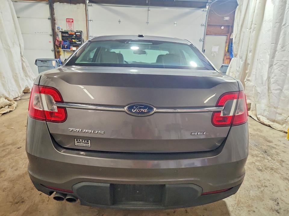 63865196 :رقم المزاد ، 1FAHP2EW5CG129019 vin ، 2012 Ford Taurus مزاد بيع