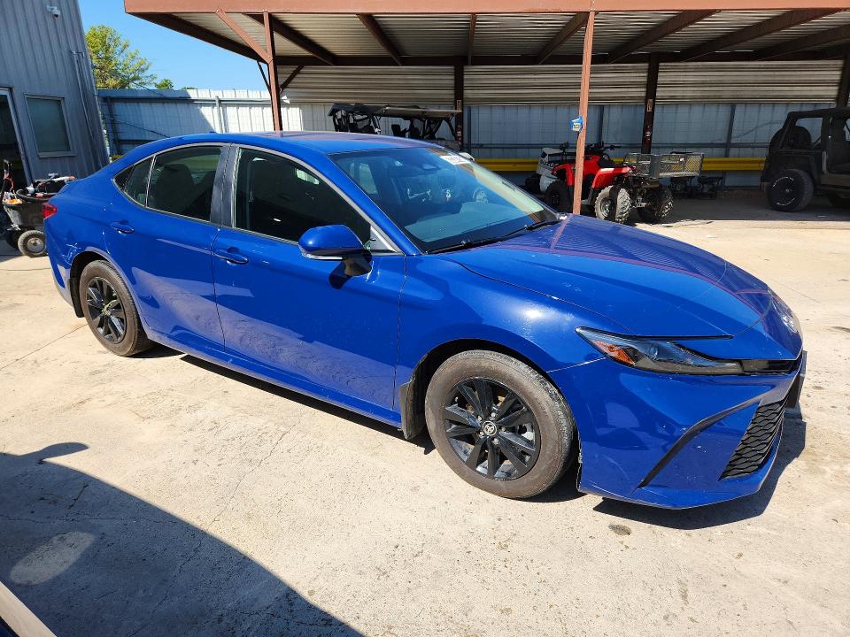 Продажа на аукционе авто 2026 Toyota Camry, vin: 4T1DAACK2TU242640, номер лота: 63334756