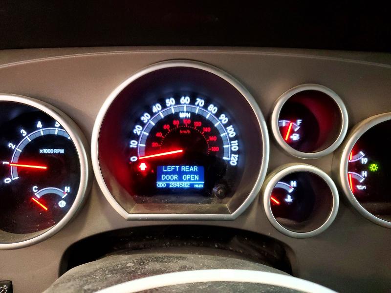 2013 Toyota Sequoia მანქანა იყიდება აუქციონზე, vin: 5TDJW5G10DS076142, აუქციონის ნომერი: 65188356