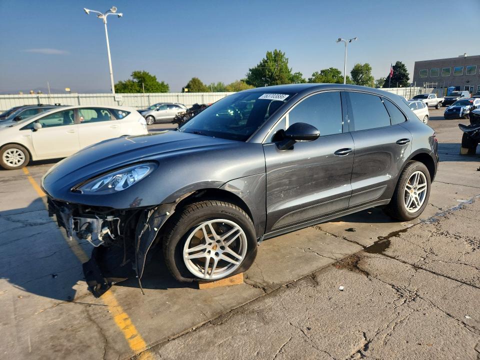 63703886 :رقم المزاد ، WP1AA2A51JLB20671 vin ، 2018 Porsche Macan مزاد بيع