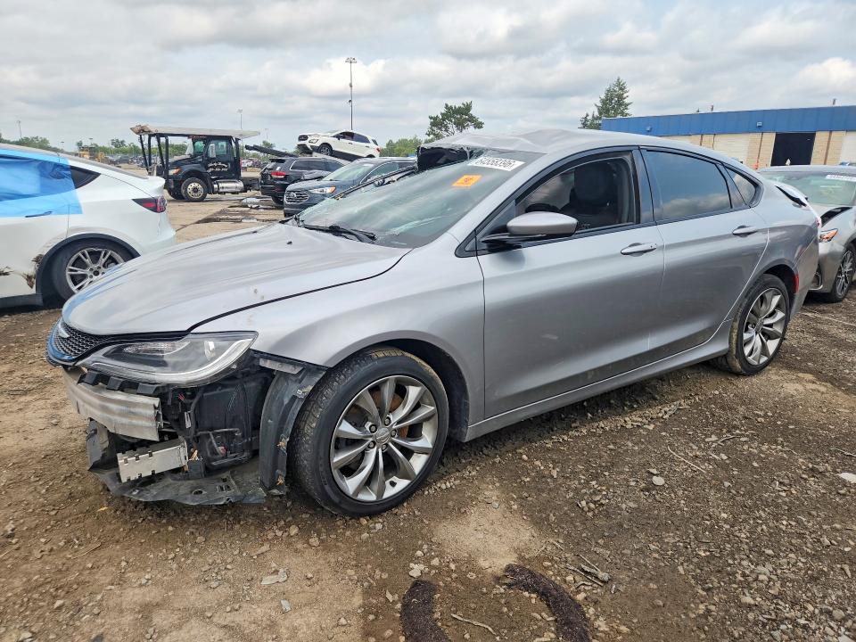 Продаж на аукціоні авто 2015 Chrysler 200, vin: 1C3CCCBG3FN729898, номер лоту: 64558396