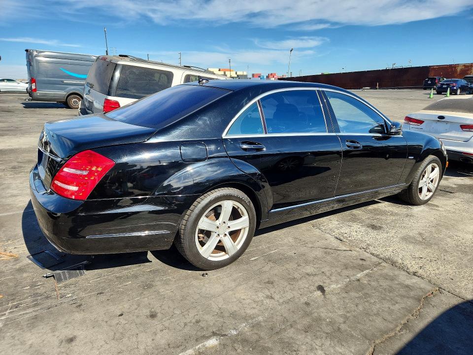 Продажа на аукционе авто 2012 Mercedes-benz S, vin: WDDNG7DB9CA480050, номер лота: 65600996