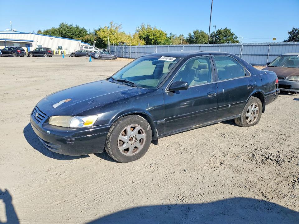 Продажа на аукционе авто 1998 Toyota Camry, vin: JT2BF28K1W0093587, номер лота: 64168466