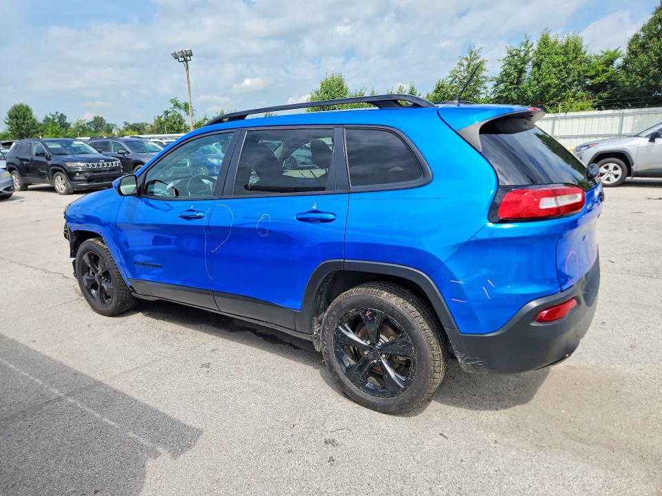 64559786 :رقم المزاد ، 1C4PJLCB0JD590267 vin ، 2018 Jeep Cherokee مزاد بيع
