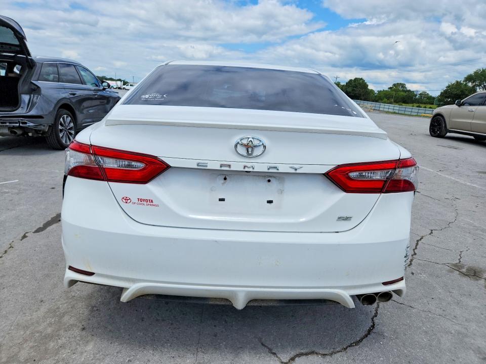Aukcja sprzedaży 2018 Toyota Camry, vin: 4T1B11HKXJU017721, numer aukcji: 62231356