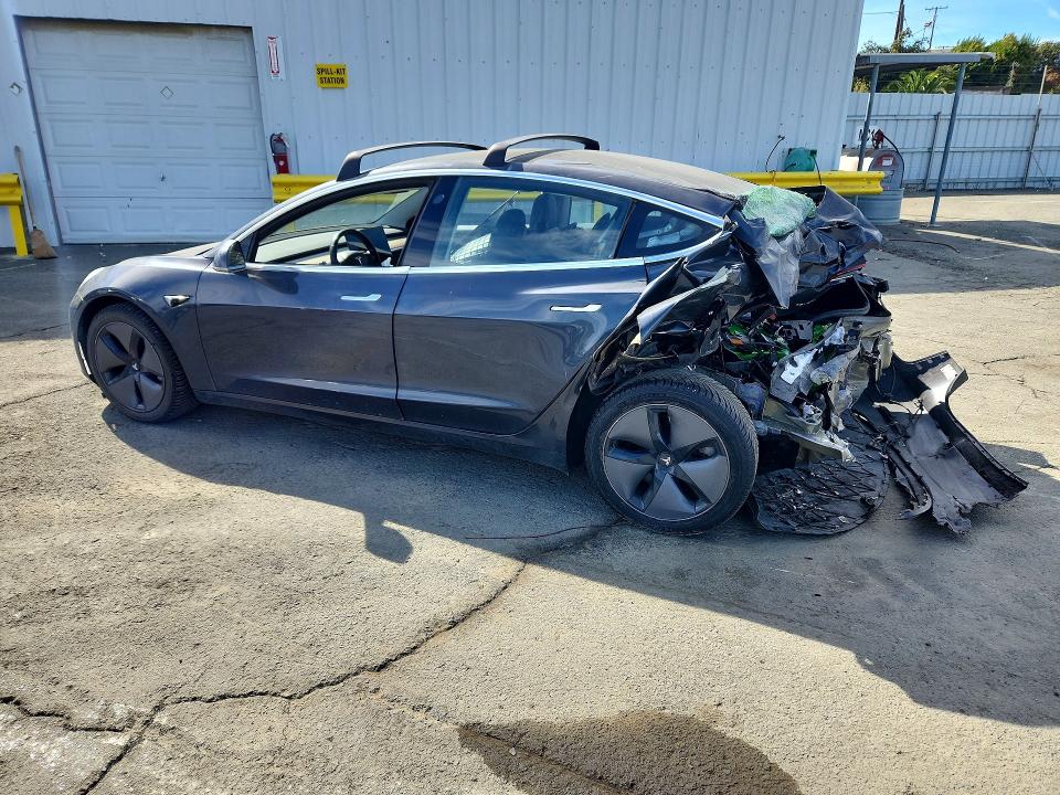 Продаж на аукціоні авто 2018 Tesla Model 3, vin: 5YJ3E1EB8JF066314, номер лоту: 66512766