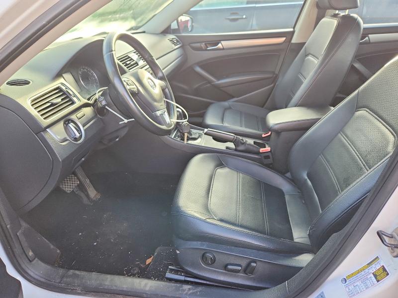 61451736 :رقم المزاد ، 1VWAT7A39EC037516 vin ، 2014 Volkswagen Passat مزاد بيع