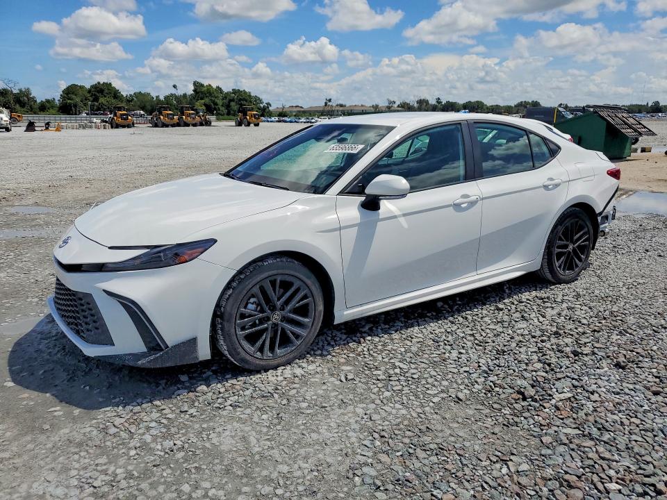 Auction sale of the 2026 Toyota Camry, vin: 4T1DAACK5TU259092, lot number: 63596866