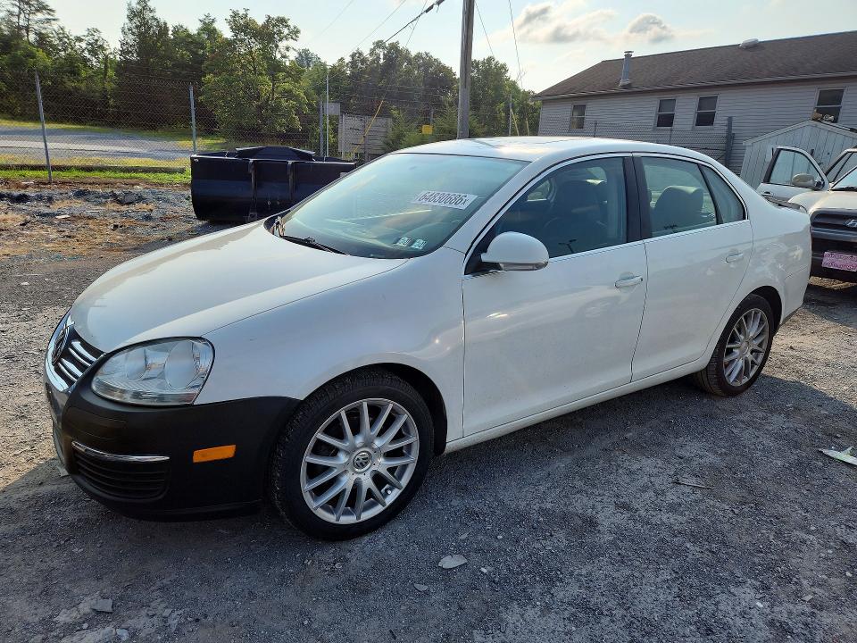 64830686 :رقم المزاد ، 3VWRZ7AJ4AM051798 vin ، 2010 Volkswagen Jetta مزاد بيع