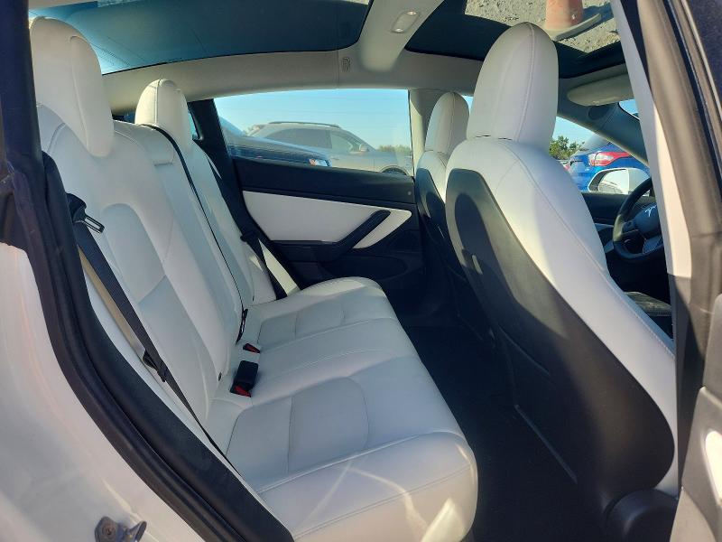 62224156 :رقم المزاد ، 5YJ3E1EB0LF640343 vin ، 2020 Tesla Model 3 مزاد بيع