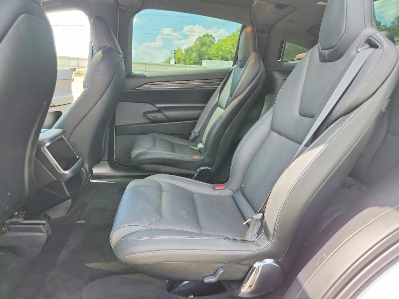 66757016 :رقم المزاد ، 7SAXCBE67NF332236 vin ، 2022 Tesla Model X مزاد بيع