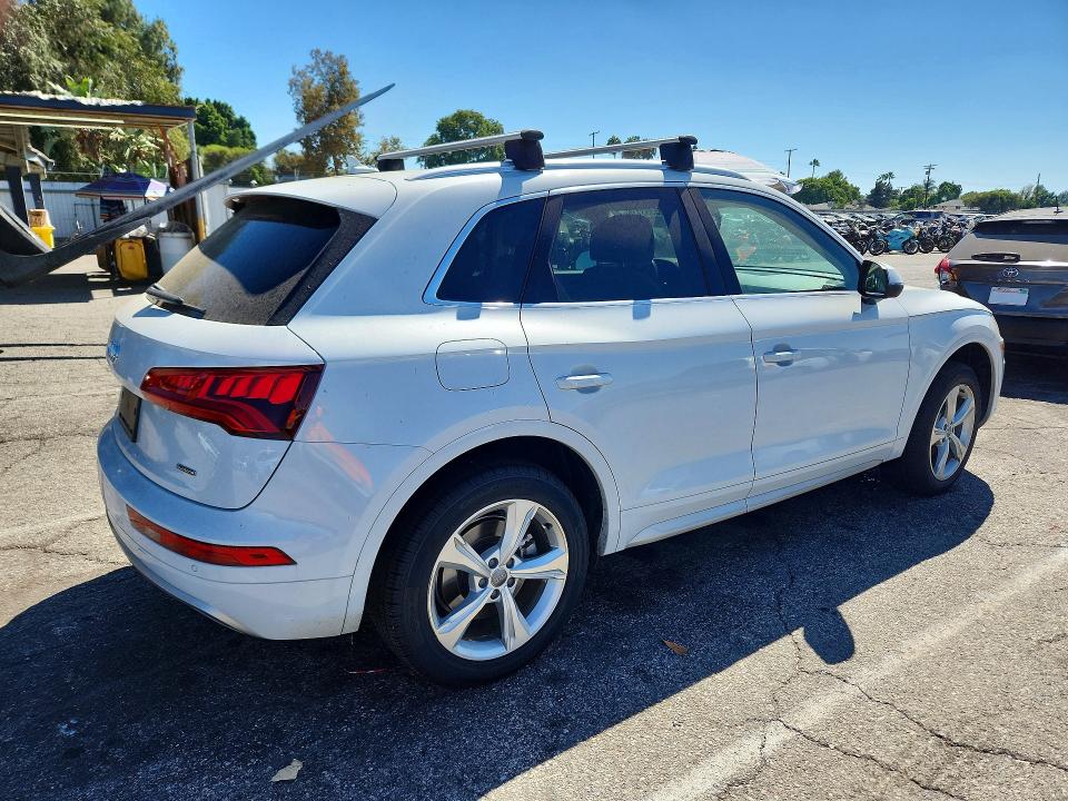 2020 Audi Q5 მანქანა იყიდება აუქციონზე, vin: WA1ANAFY6L2032222, აუქციონის ნომერი: 65363136