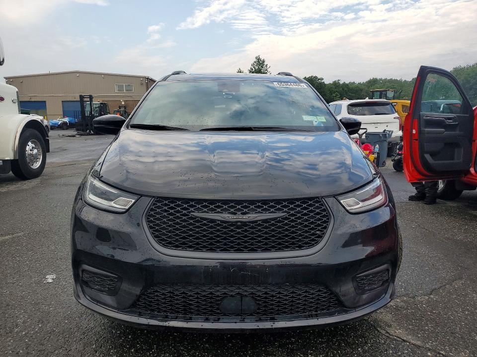 65364486 :رقم المزاد ، 2C4RC1GG1SR567754 vin ، 2025 Chrysler Pacifica مزاد بيع