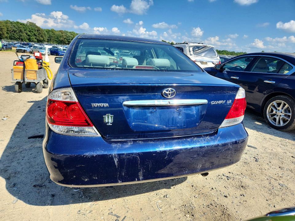 61645546 :رقم المزاد ، 4T1BE32K25U074669 vin ، 2005 Toyota Camry مزاد بيع
