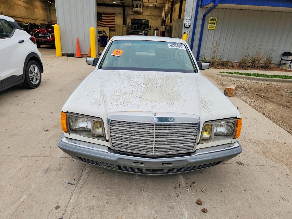 63885946 :رقم المزاد ، WDB1260371A099988 vin ، 1984 Merced 500 Sel 198 Rwd مزاد بيع