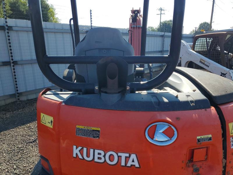 65101586 :رقم المزاد ، JKUK0404V01H23085 vin ، 2015 Kubota Construction Equipment مزاد بيع