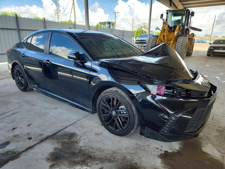 Продажа на аукционе авто 2025 Toyota Camry, vin: 4T1DAACK8SU629613, номер лота: 64301086