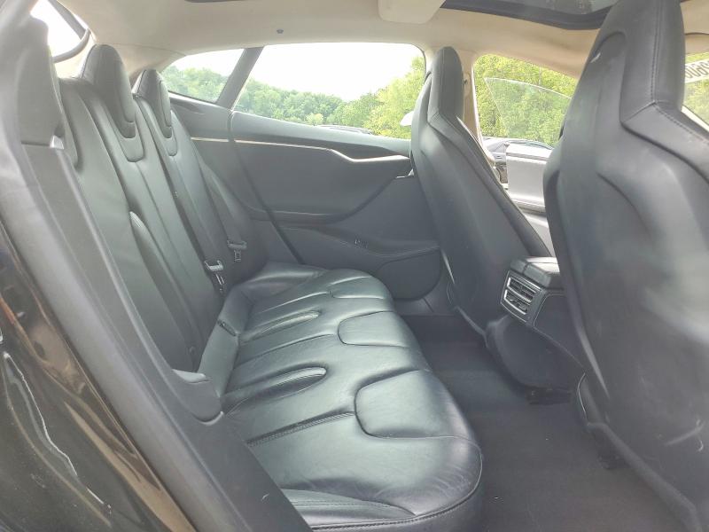 65732606 :رقم المزاد ، 5YJSA1H11EFP50962 vin ، 2014 Tesla Model S مزاد بيع