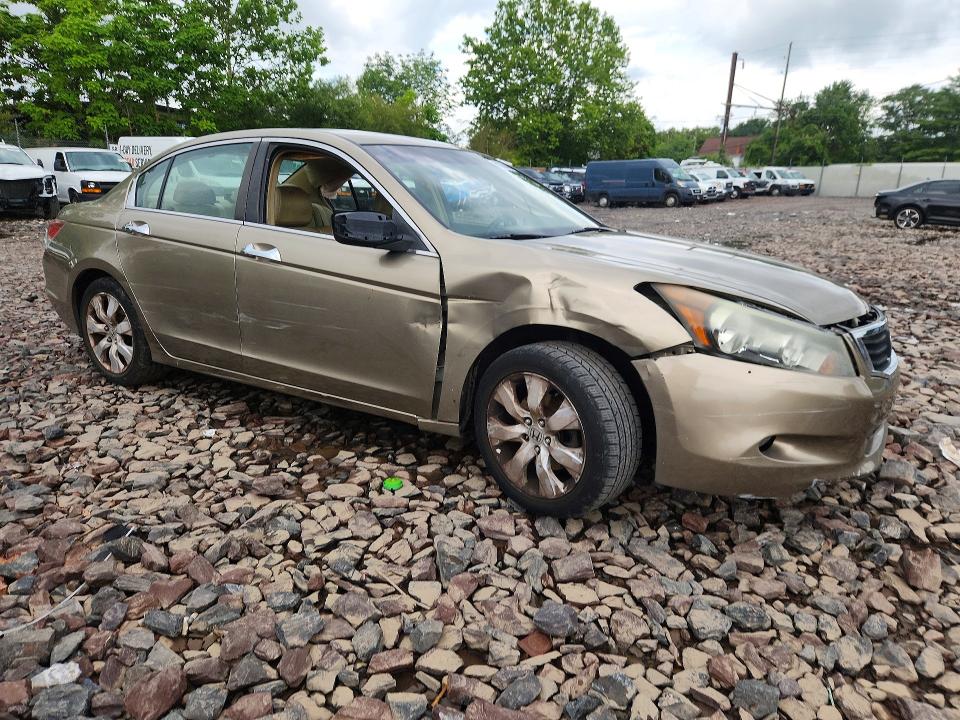 63355086 :رقم المزاد ، 1HGCP36858A035471 vin ، 2008 Honda Accord مزاد بيع