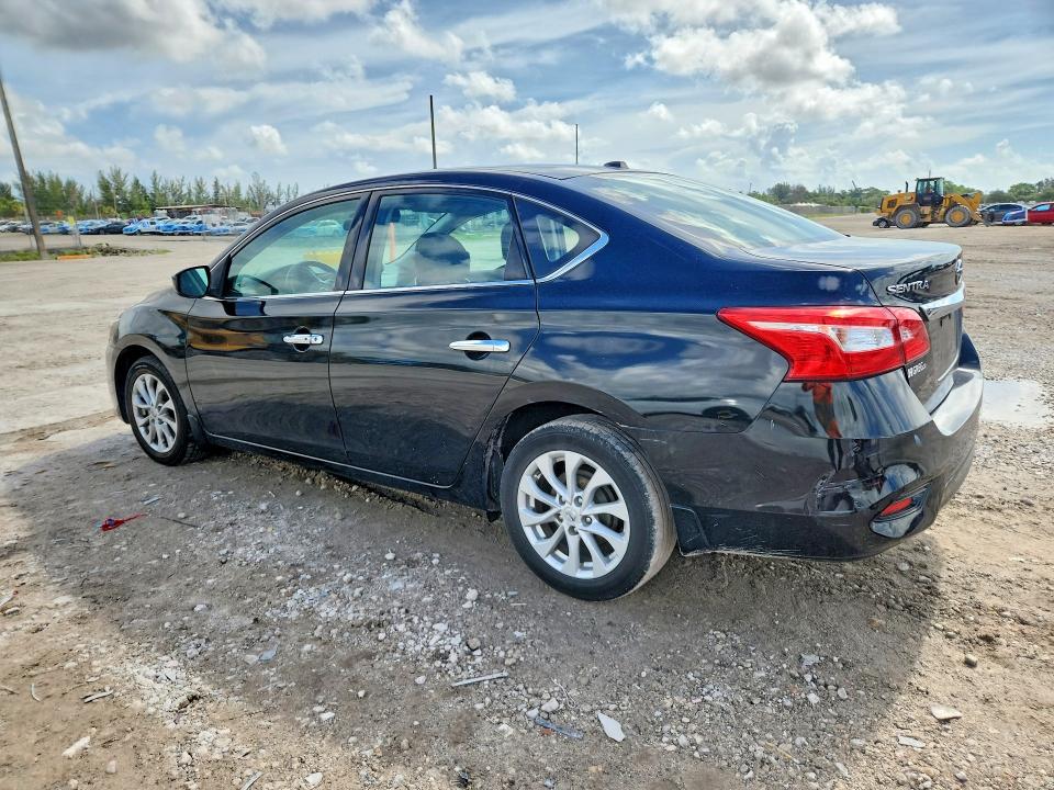 63886406 :رقم المزاد ، 3N1AB7AP2JL619368 vin ، 2018 Nissan Sentra مزاد بيع
