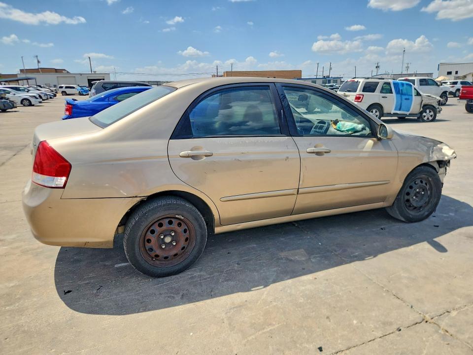 64665126 :رقم المزاد ، KNAFE121785538018 vin ، 2008 Kia Spectra مزاد بيع