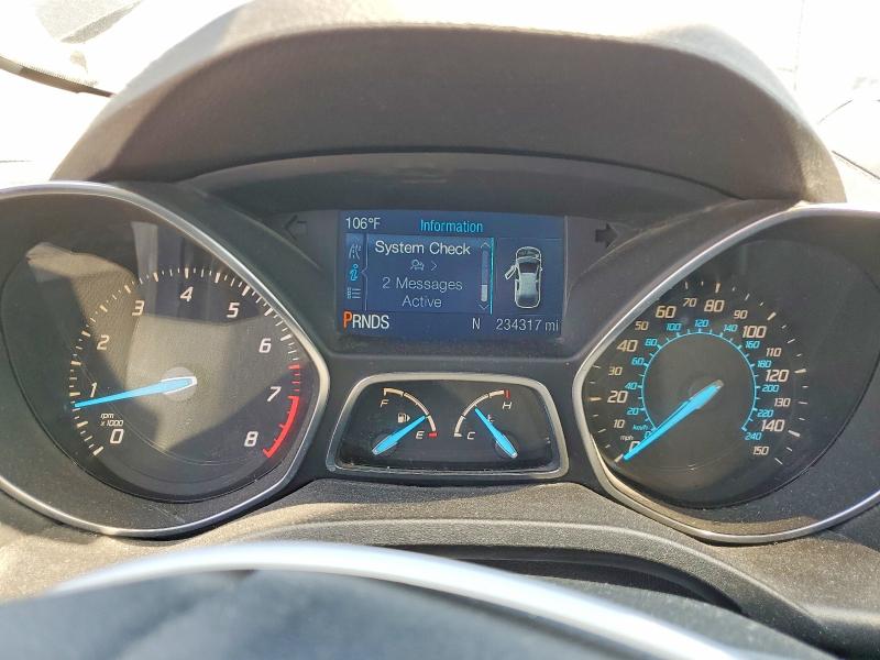 2013 Ford Escape მანქანა იყიდება აუქციონზე, vin: 1FMCU0GX4DUA04177, აუქციონის ნომერი: 64848366