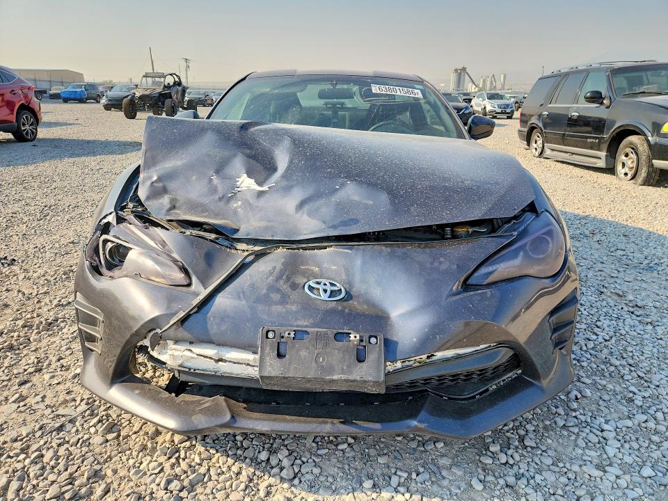 63801586 :رقم المزاد ، JF1ZNAA15H8704512 vin ، 2017 Toyota 86 مزاد بيع