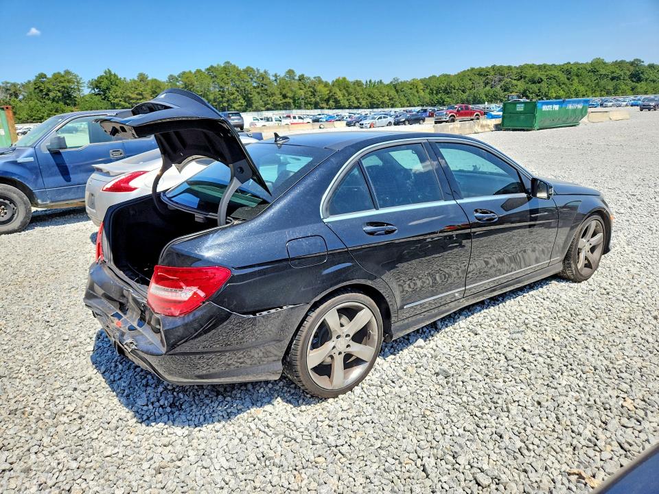 Продаж на аукціоні авто 2014 Mercedes-benz C, vin: WDDGF4HBXEA965093, номер лоту: 66466976