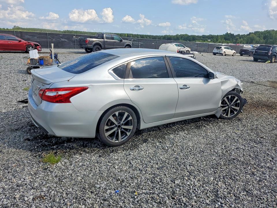 Продаж на аукціоні авто 2016 Nissan Altima, vin: 1N4AL3AP8GC277728, номер лоту: 64262236