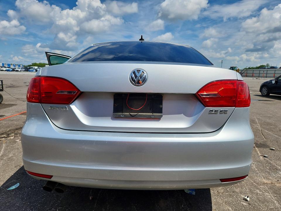 2013 Volkswagen Jetta მანქანა იყიდება აუქციონზე, vin: 3VWDP7AJXDM367310, აუქციონის ნომერი: 63792446