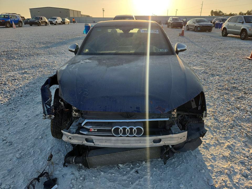 Продаж на аукціоні авто 2018 Audi S4, vin: WAUB4AF42JA003732, номер лоту: 65827756
