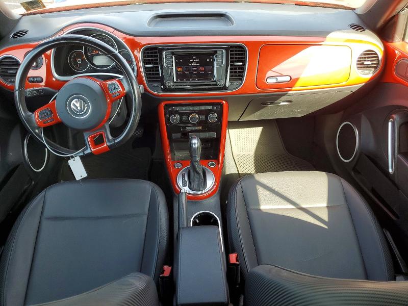 66514976 :رقم المزاد ، 3VW5DAATXJM506892 vin ، 2018 Volkswagen Beetle مزاد بيع