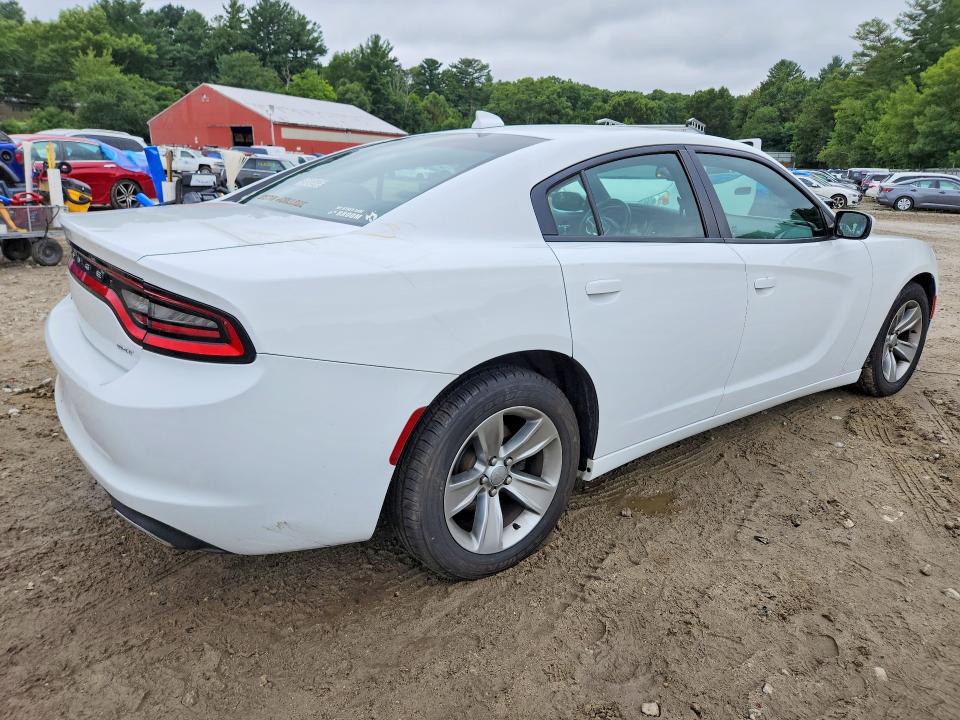 64832366 :رقم المزاد ، 2C3CDXHG1FH840079 vin ، 2015 Dodge Charger مزاد بيع