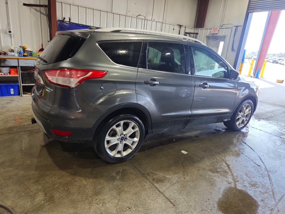 64080256 :رقم المزاد ، 1FMCU9J91FUC12843 vin ، 2015 Ford Escape مزاد بيع