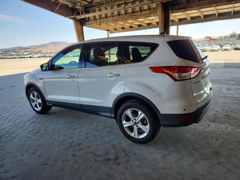 2014 Ford Escape მანქანა იყიდება აუქციონზე, vin: 1FMCU9GX2EUC76362, აუქციონის ნომერი: 64420076