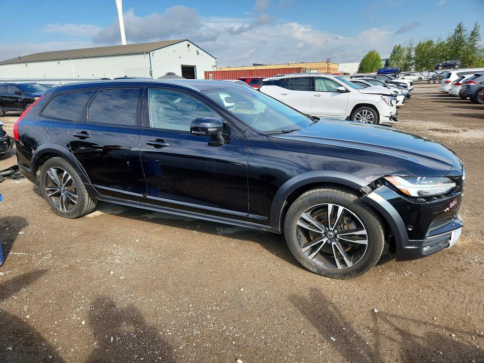 66086786 :رقم المزاد ، YV4A22NL0J1014664 vin ، 2018 Volvo V90 Cross Country مزاد بيع