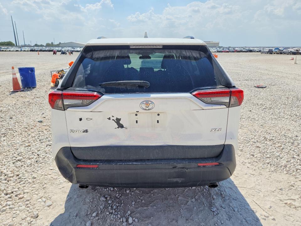 Aukcja sprzedaży 2021 Toyota Rav4, vin: 2T3W1RFV3MC098619, numer aukcji: 66972676