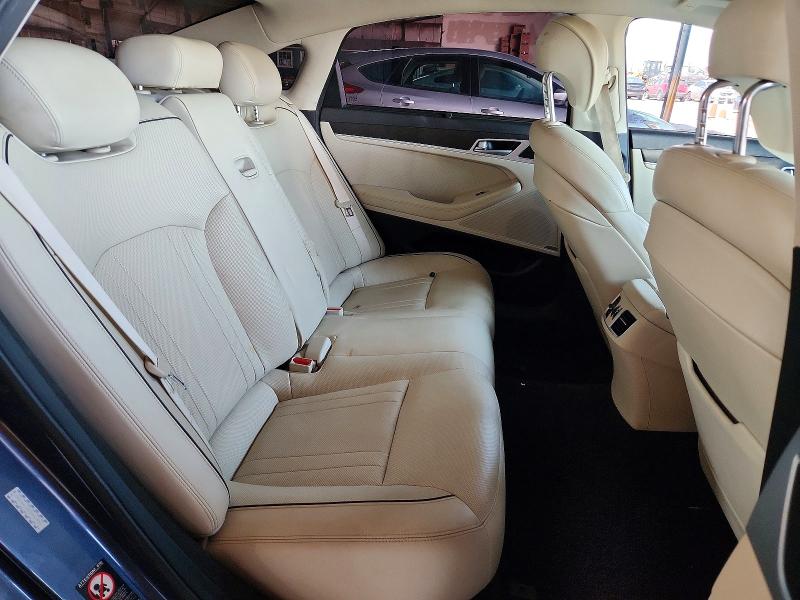 Продажа на аукционе авто 2015 Hyundai Genesis, vin: KMHGN4JE2FU085986, номер лота: 64160616