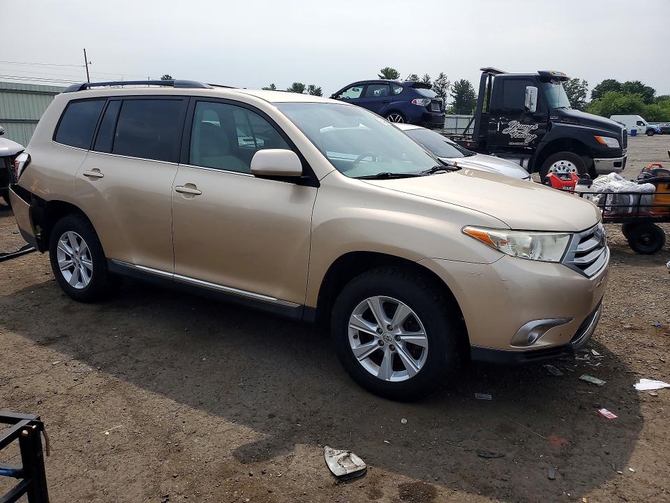 Продажа на аукционе авто 2011 Toyota Highla, vin: 5TDBK3EH1BS042518, номер лота: 64424256